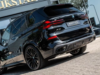 BMW X5 BMW X5 xDrive50e M-SPORT PRO|PANO|LUCHTV.|H&K|22''|SFEERV. - afbeelding nr 17