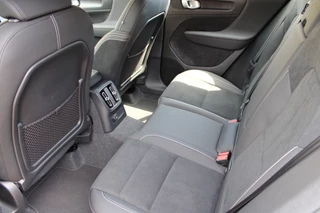 Volvo XC40 Volvo XC40 1.5 T4 Plug-in hybrid Plus Dark | Trekhaak | H/K | Pilot | Full - afbeelding nr 32