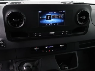 Mercedes-Benz Sprinter | Navigatie | Camera | Betimmering | Cruise | Airco | 3-Persoons - afbeelding nr 17