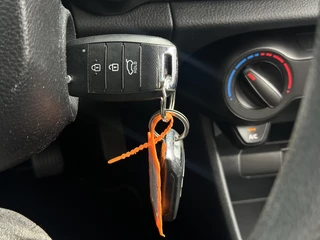 Kia Picanto Kia Picanto 1.0 MPi ComfortPlusLine / Cruise Control / Airco - afbeelding nr 19