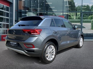 Volkswagen T-Roc Volkswagen T-Roc 1.0 TSI LIFE EDITION TREKHAAK/CAMERA/ACC/CARPLAY/STOELVERW/KEYLESS - afbeelding nr 5