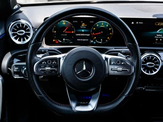Mercedes-Benz A-Klasse Mercedes A-klasse A200 AMG|PANO|BURMESTER|CAMERA|18'|CARPLAY - afbeelding nr 9