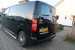 Toyota ProAce Toyota ProAce Worker 1.6 D-4D AIRCO|BLUETOOTH|TREKHAAK|3-ZITS|1E EIGENAAR|GOED ONDERHOUDEN - afbeelding nr 28