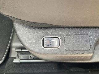 Alfa Romeo Giulietta Alfa Romeo Giulietta 1.750 Turbo 241pk Veloce Automaat Carplay Sport-Stoelen Nav/Cruise Voll.Onderhouden! - afbeelding nr 19