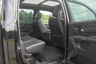 Dodge Ram 1500 Dodge Ram 1500 4X4 5.7 V8 4x4 Crew Cab|LPG|BTW|1ste Eig|Limited Night Edition|Etorque|Pano|Luchtvering|Trekhaak|Full Option - afbeelding nr 42