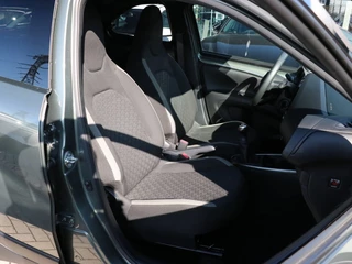 Toyota Aygo Toyota Aygo X 1.0 VVT-i MT Pulse I ACC I DAB I Apple/Android Auto I Stoelverwa - afbeelding nr 5