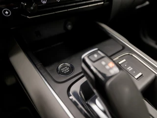 Citroën C5 Aircross Citroën C5 Aircross 1.6 Plug-in Hybrid Sport Automaat 225 Pk (GROOT NAVI, APPLE CARPLAY, LEDEREN SPORTSTOELEN, CRUISE, 360 CAMERA, NIEUWE APK, NIEUWSTAAT) - afbeelding nr 13