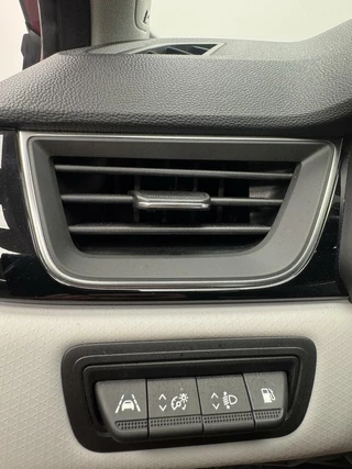 Renault Captur Renault Captur 1.6 E-Tech Plug-in Hybrid 160 Edition One Afn.Trekhaak-Navigatie-Cr.Contr-Clima-Camera-Stoelverwarming-Parkeersensoren-Leder-Lm18''velgen - afbeelding nr 27