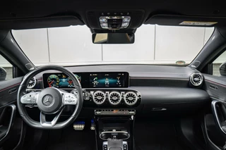 Mercedes-Benz A-Klasse Mercedes A-klasse 250 AMG Line |Pano|Leer|Burmester|Night - afbeelding nr 22