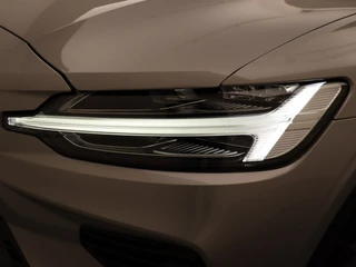 Volvo S60 Volvo S60 T6 PLUG-IN HYBRID LONG RANGE PLUS DARK SCHUIFDAK 19INCH HARMAN K - afbeelding nr 8