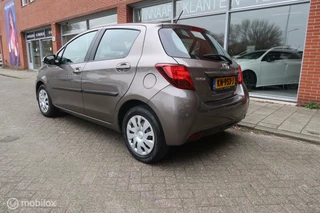 Toyota Yaris Toyota Yaris 1.3 VVT-i Aspiration Bi-Tone Airco Cruise cont - afbeelding nr 7