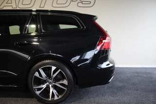 Volvo V60 Volvo V60 2.0 B4 CORE RIJKLAAR l LEDER l 197PK l CAMERA l CARPLAY l - afbeelding nr 10