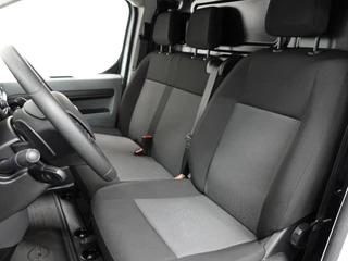 Opel Vivaro Opel Vivaro 2.0 CDTI L2H1 145PK Edition Automaat Airco  App connect Trekhaak Navigatie Cruise - afbeelding nr 22