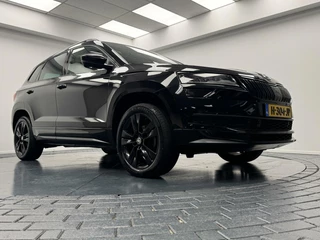 Škoda Karoq Skoda Karoq 1.5 TSi DSG Sportline Navigatie-Afn.Trekhaak-Panoramadak-Cr.contr-Clima-Camera-Parkeersensoren-Lm18''velgen - afbeelding nr 10