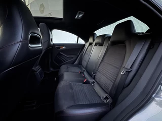 Mercedes-Benz CLA Mercedes-Benz CLA 180 AMG Panoramadak Night Edition NAP - afbeelding nr 9