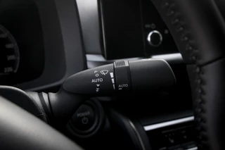 Toyota C-HR Toyota C-HR 1.8 Hybride 140 First Edition | Camera | Adaptive Cruise - afbeelding nr 25