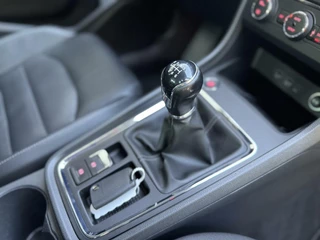 SEAT Ateca Seat Ateca 1.0 EcoTSI Limited Edition Volleer | Stoelverwarming | Apple CarPlay | Navigatiesysteem | Elektrisch bedienbare achterklep | Lichtmetalen velgen | Draadloze telefoonlader | Lane assist & Blind Spot detectie | Parkeersensoren voor en achter - afbeelding nr 51