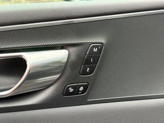 Volvo XC60 Volvo XC60 2.0 T6 R DESIGN RECHARGE Long Range Panodak ACC 21 Inch - afbeelding nr 32