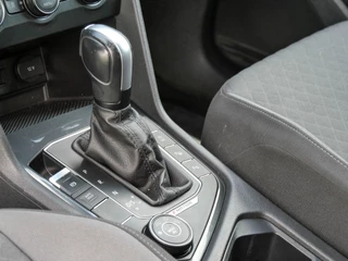 Volkswagen Tiguan Volkswagen Tiguan 2.0 TSI 191PK 4Motion Highline Business R | 2.200KG TREKGEW. | APPLE CARPLAY | CAMERA | - afbeelding nr 17