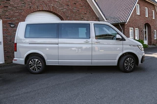 Volkswagen Transporter Volkswagen Transporter 2.0 TDI L2H1 30 DC Caravelle T6.1 150 PK DSG DUB/CAB - afbeelding nr 2