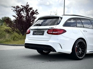 Mercedes-Benz C-Klasse Mercedes C-klasse Estate AMG 63 S 510pk c63 Panoramadak|Keyless|Head-up|Burmester® |Camera 360°|Carbon - afbeelding nr 10
