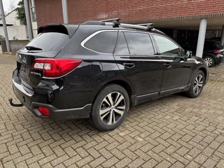 Subaru Outback - afbeelding nr 2