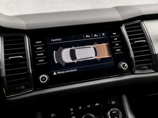 Škoda Kodiaq (APPLE CARPLAY, GROOT NAVI, CLIMATE, CRUISE, LED KOPLAMPEN, GETINT GLAS, SPORTSTOELEN, KEYLESS START, PARKEERSENSOREN, DAB+, NIEUWSTAAT) - afbeelding nr 28