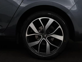 Renault Mégane Renault Mégane 1.3 TCe Bose | Leder | Massage | Trekhaak |  Carplay | Camera | Climate control | Keyless | Navigatie | Cruise control | DAB - afbeelding nr 29