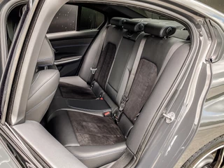 BMW 3 Serie BMW 3 Serie 330i 258PK Automaat High Executive M-Sport | HARMAN EN KARDON | AMBIENTE VERLICHTING | LEDER | CRUISE | - afbeelding nr 19