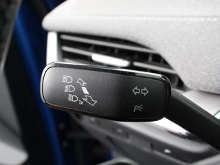 Škoda Enyaq iV Skoda Enyaq iV 60 Airco Navi Carplay Adaptive Cruise Control Park Pack + Camera Full LED Stoel/Stuurverwarming - afbeelding nr 15