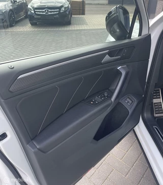 Volkswagen Tiguan Volkswagen Tiguan 1.4 TSI eHybrid 245PK 3xR-Line/HU - afbeelding nr 31