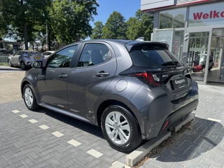 Toyota Yaris Toyota Yaris 1.5 Hybrid 115 Active PLUS Parkeersensoren V+A, Lichtmetalen velgen, Stoelverwarming , All-in Rijklaarprijs - afbeelding nr 3