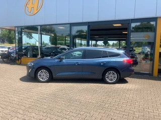 Ford Focus Ford Focus 1.0 Ecoboost Aut. Titanium - Navi - camera - stoel/stuur verw. - afbeelding nr 2