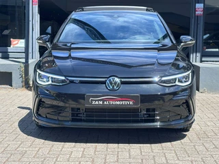 Volkswagen Golf Volkswagen Golf 1.5 eTSI R-Line Edition Aut*Pano*Matrix*Navi - afbeelding nr 2