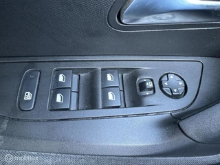 Peugeot 2008 Peugeot 2008 1.2 PureTech Blue Lease Allure - afbeelding nr 25
