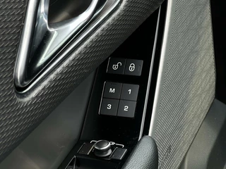 Land Rover Range Rover Velar Land Rover Range Rover Velar 2.0 I4 AWD R-DYNAMIC HSE, NL AUTO, NAP, BTW AUTO, EURO 6, PANO, LEDER, NAVI, MERIDIAN, VIRTUAL, LUCHTVERING, STOELVERWARMING, ELEKTRISCHE STOELEN - afbeelding nr 44