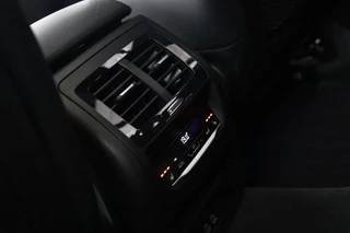 BMW X4 BMW X4 M40i M Sport / PANODAK / HUD / KEYLESS / DODEHOEK / CAMERA / 21'' - afbeelding nr 23