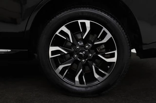 Mitsubishi Outlander Mitsubishi Outlander 2.0 PHEV Instyle+ | Schuifdak | Leder |  Stoel & stuurverwarming | Trekhaak | 360 camera | Adaptive cruise | Xenon | Climate control | Keyless - afbeelding nr 34