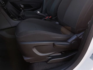 Opel Mokka X 1.4 Turbo 140pk Edition+ | Navi + Apple Carplay + Android Auto | Airco | Cruise | Pdc V+A+Camera | Licht+Regensensor | Mistlampen | Privacy Glass | 17''lm | Trekhaak - afbeelding nr 23