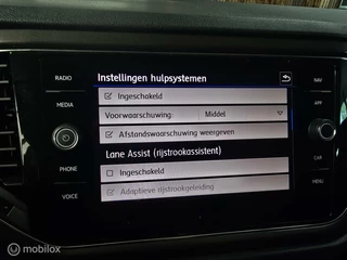 Volkswagen T-Roc Volkswagen T-Roc 1.5 TSI Sport R Line/ ACC/ Virtual/ Park.hulp - afbeelding nr 37