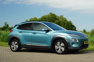 Hyundai Kona Hyundai Kona EV Premium 64 kWh Warmtepomp | Surf Blue | Leder/Stoelverwarming-koeling/LED/Carplay/Complete auto! - afbeelding nr 11