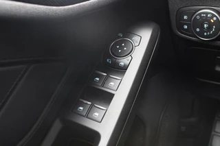 Ford Focus Ford Focus Wagon 1.5 EcoBoost ST Line Business Automaat 150PK | Winterpack | Full LED | Adaptive Cruise Control | Navigatie | Climate Control | - afbeelding nr 18