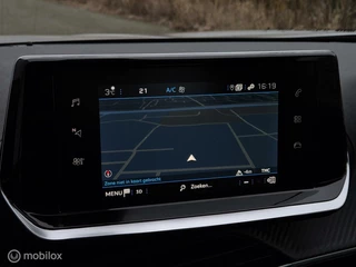 Peugeot 2008 PEUGEOT 2008 1.2 PURETECH AUTOMAAT/CAMERA/FULL LED/KEYLESS/CARPLAY/LANE ASSIST/16''LMV - afbeelding nr 31