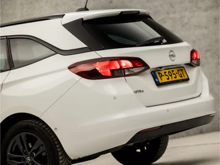Opel Astra (APPLE CARPLAY, NAVIGATIE, CAMERA, CLIMATE, GETINT GLAS, SPORTSTOELEN, PARKEERSENSOREN, LED KOPLAMPEN, NIEUWE APK, NIEUWSTAAT) - afbeelding nr 12
