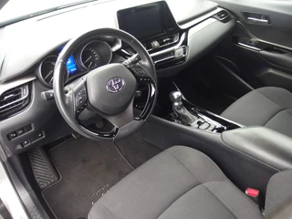 Toyota C-HR KEYLESS / CAMERA / STOELVERW / STUURVERW / NAVI / CLIMA / BLUETOOTH - afbeelding nr 7