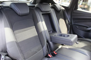 Ford Kuga Ford Kuga 1.5 EcoBoost 150PK ST Line | Panoramadak | Trekhaak | Xenon | Winterpack - afbeelding nr 33