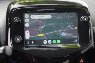 Peugeot 108 Peugeot 108 1.0e-VTi Allure Carplay/LM Velgen/Airco/Mistlampen - afbeelding nr 19
