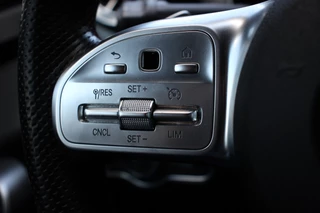 Mercedes-Benz CLA Mercedes-Benz CLA 180 AMG | Night pakket | Pano | Sfeerverlichting | Camera - afbeelding nr 31