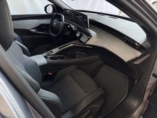 Peugeot 3008 Peugeot 3008 1.2 HYBRID 145e ALLURE AUT. CARPLAY AFN.TREKHAAK NAVI STOELVERW KEYLESS 05/2025 - afbeelding nr 26