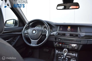 BMW 5 Serie BMW 530d Touring HighEx Sophistograu Pano HUD Comfortstoelen LaneAss. Xenon 19